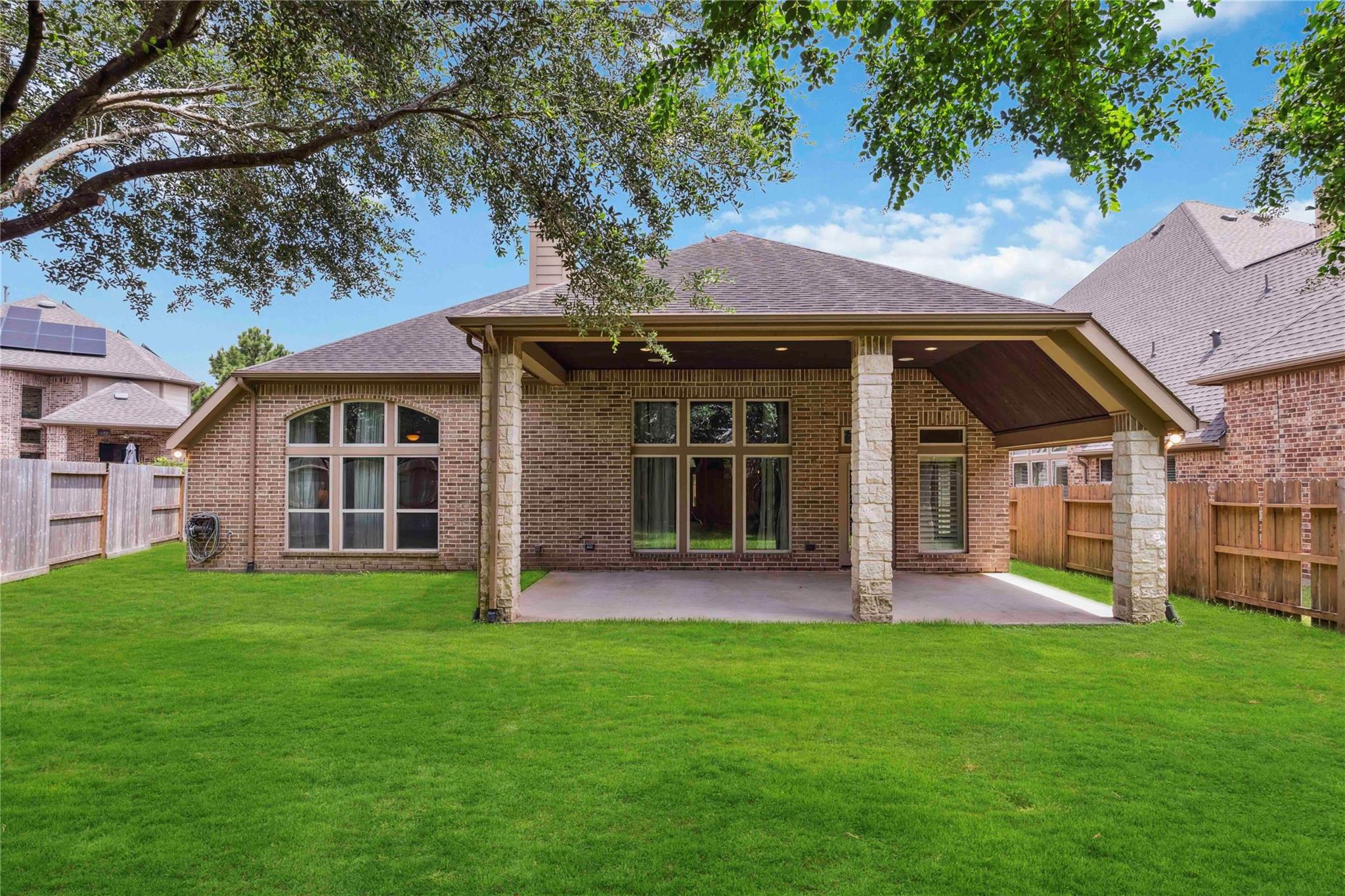 2423 Rosillos Peak Drive