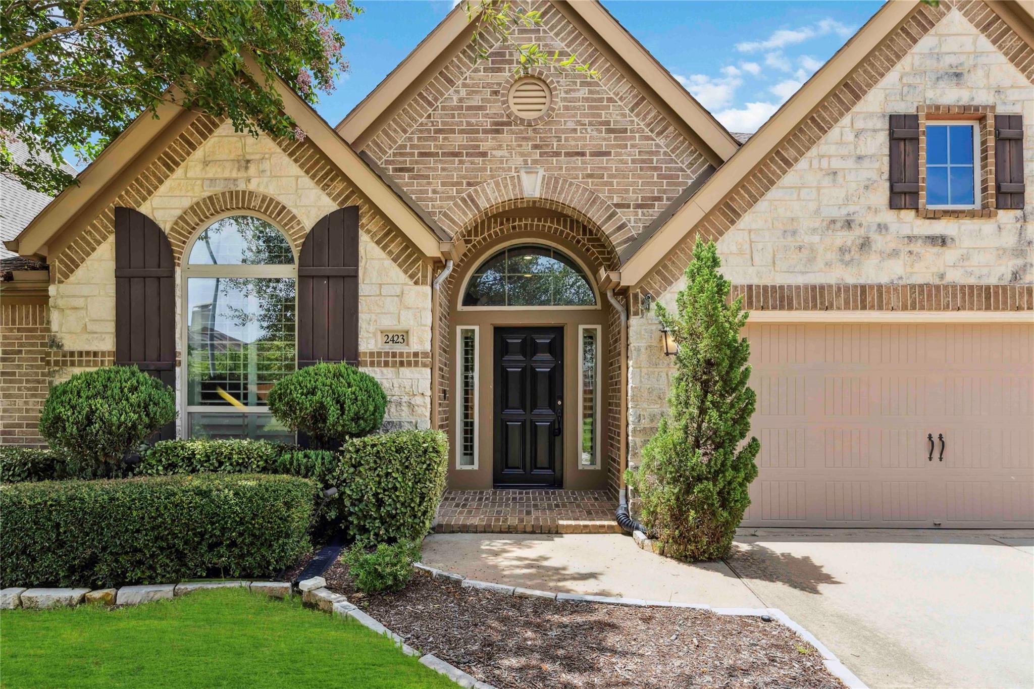 2423 Rosillos Peak Drive