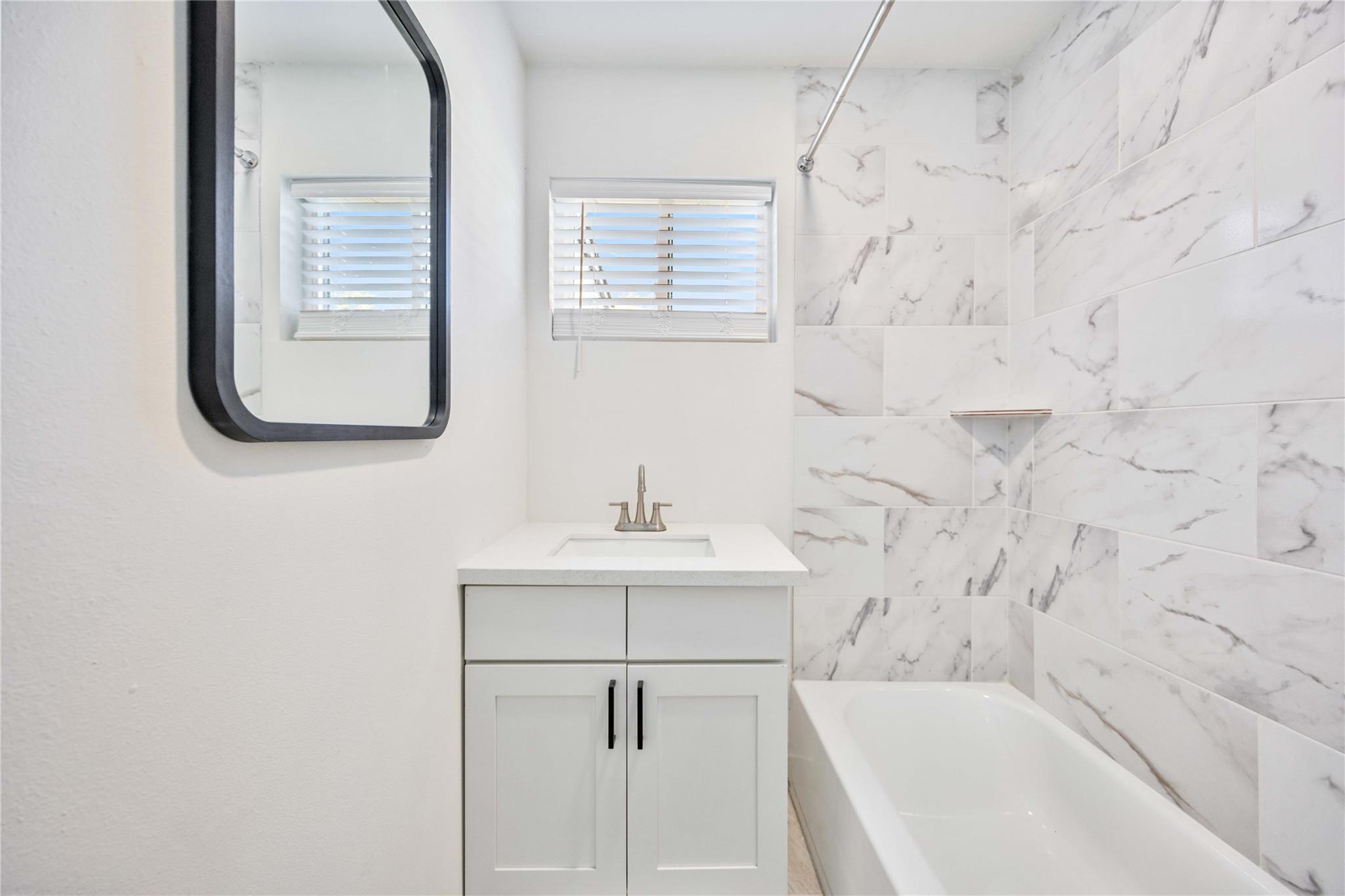 6811 Del Rio Street # 11, Houston Unit: 11