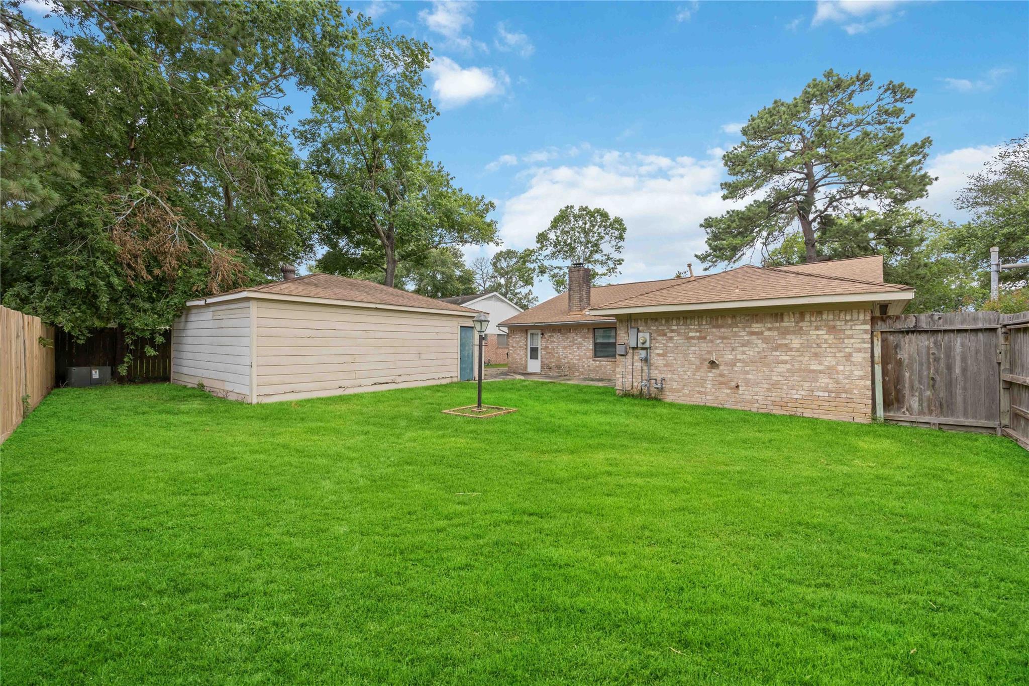 4723 Lost Oak Drive