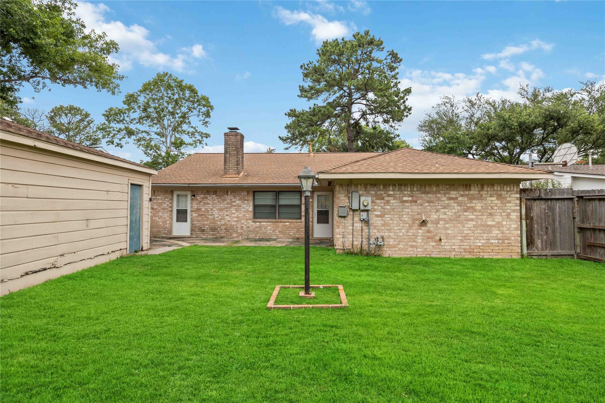4723 Lost Oak Drive