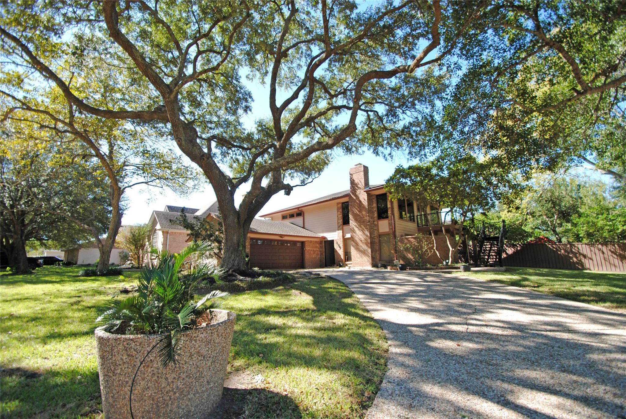 190 Dawns Edge Drive