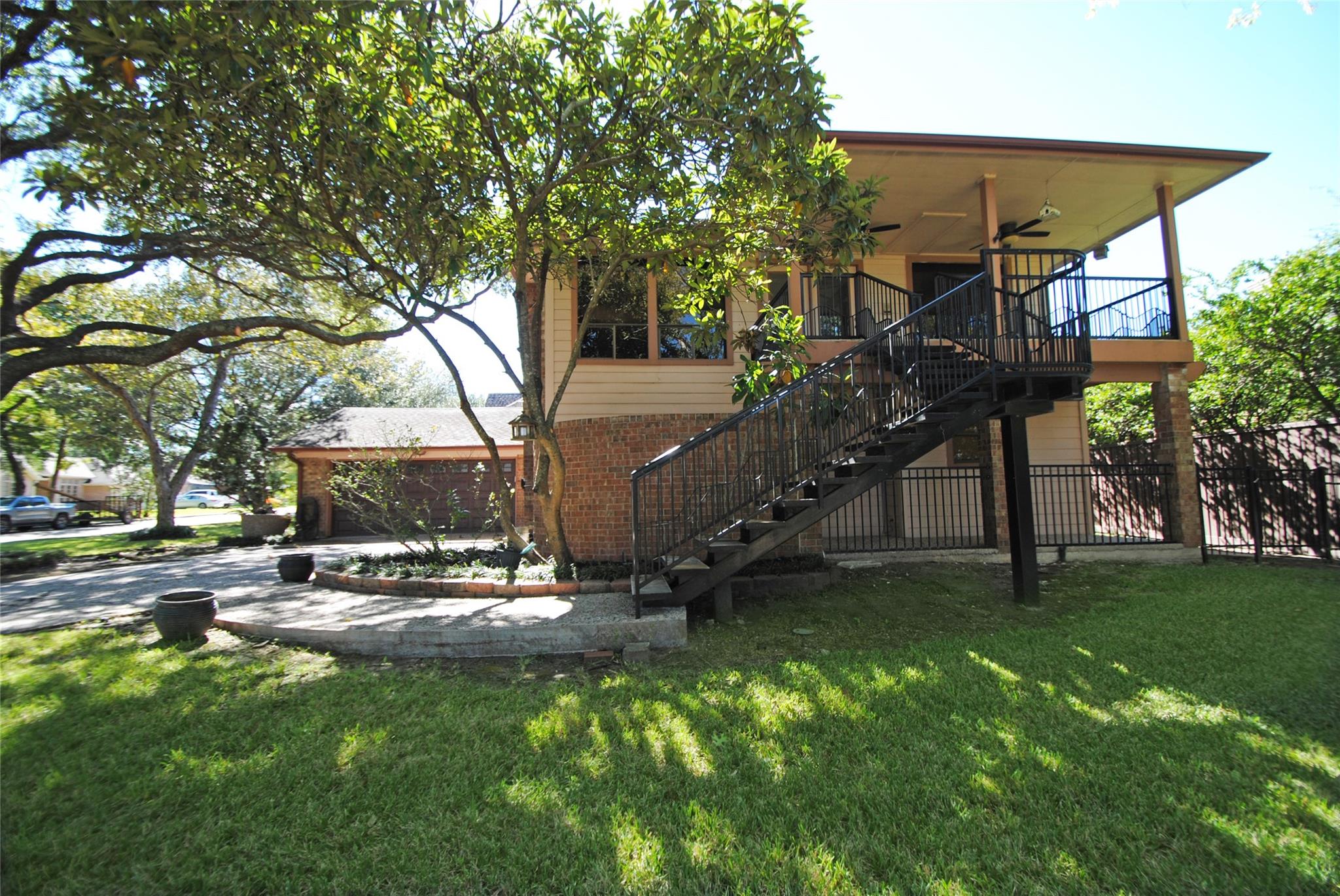 190 Dawns Edge Drive