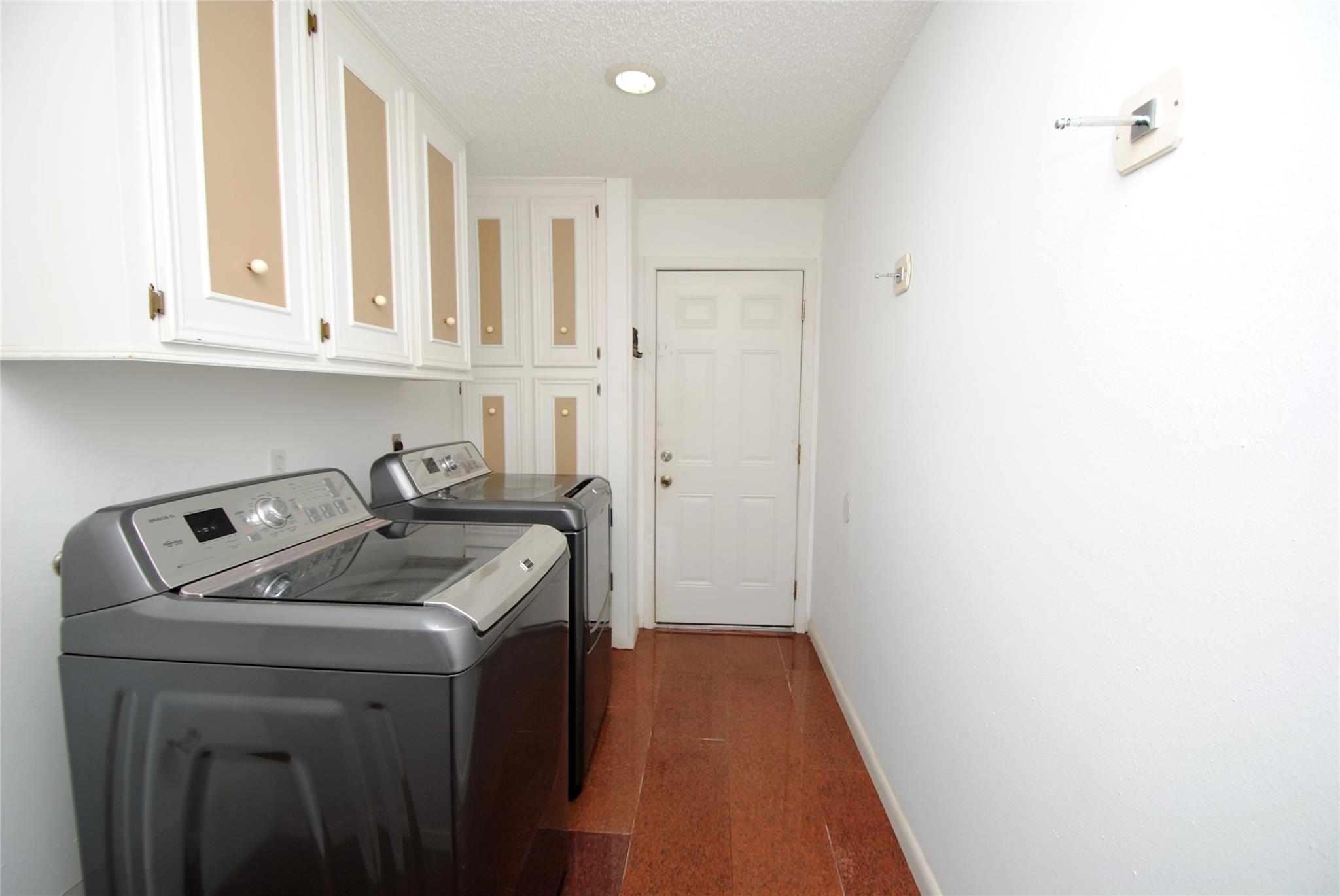 190 Dawns Edge Drive