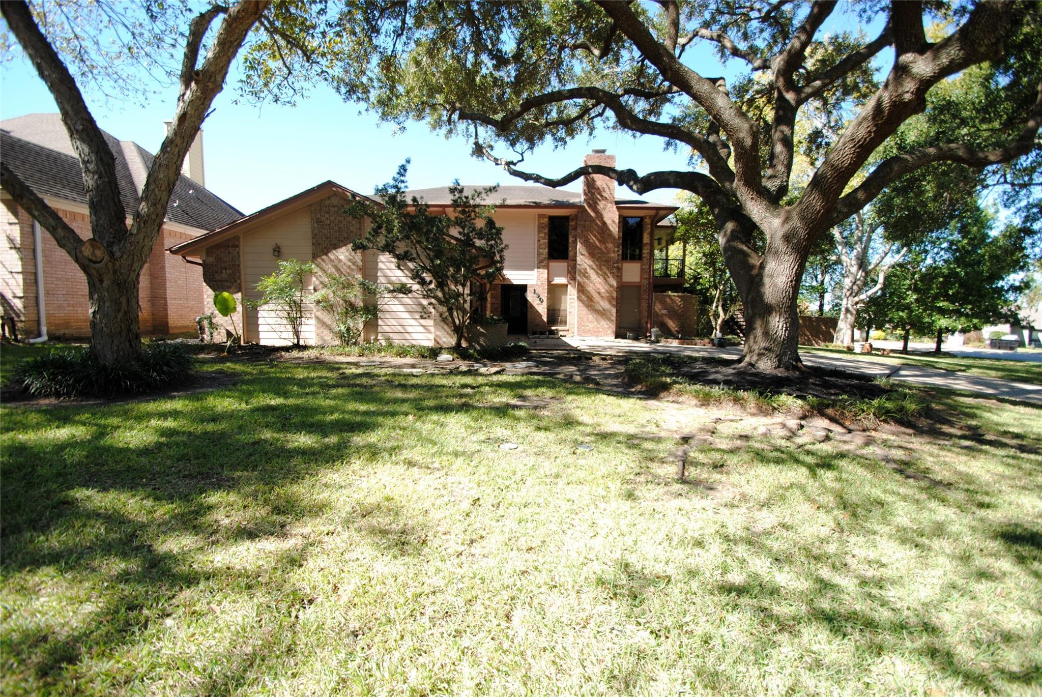 190 Dawns Edge Drive