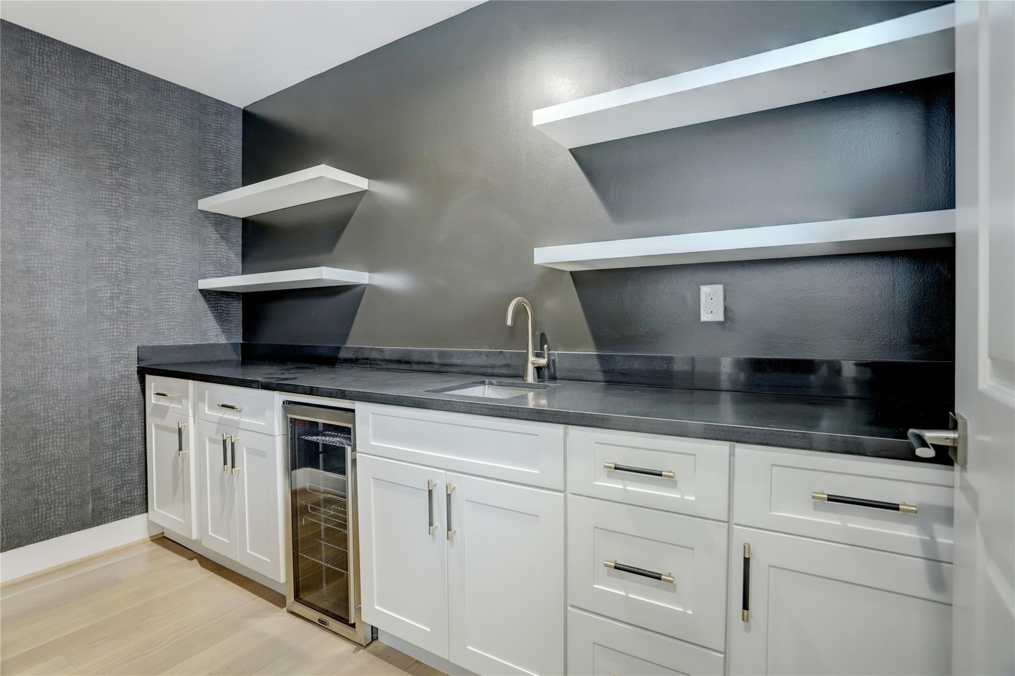 1716 Rosewood Street # C