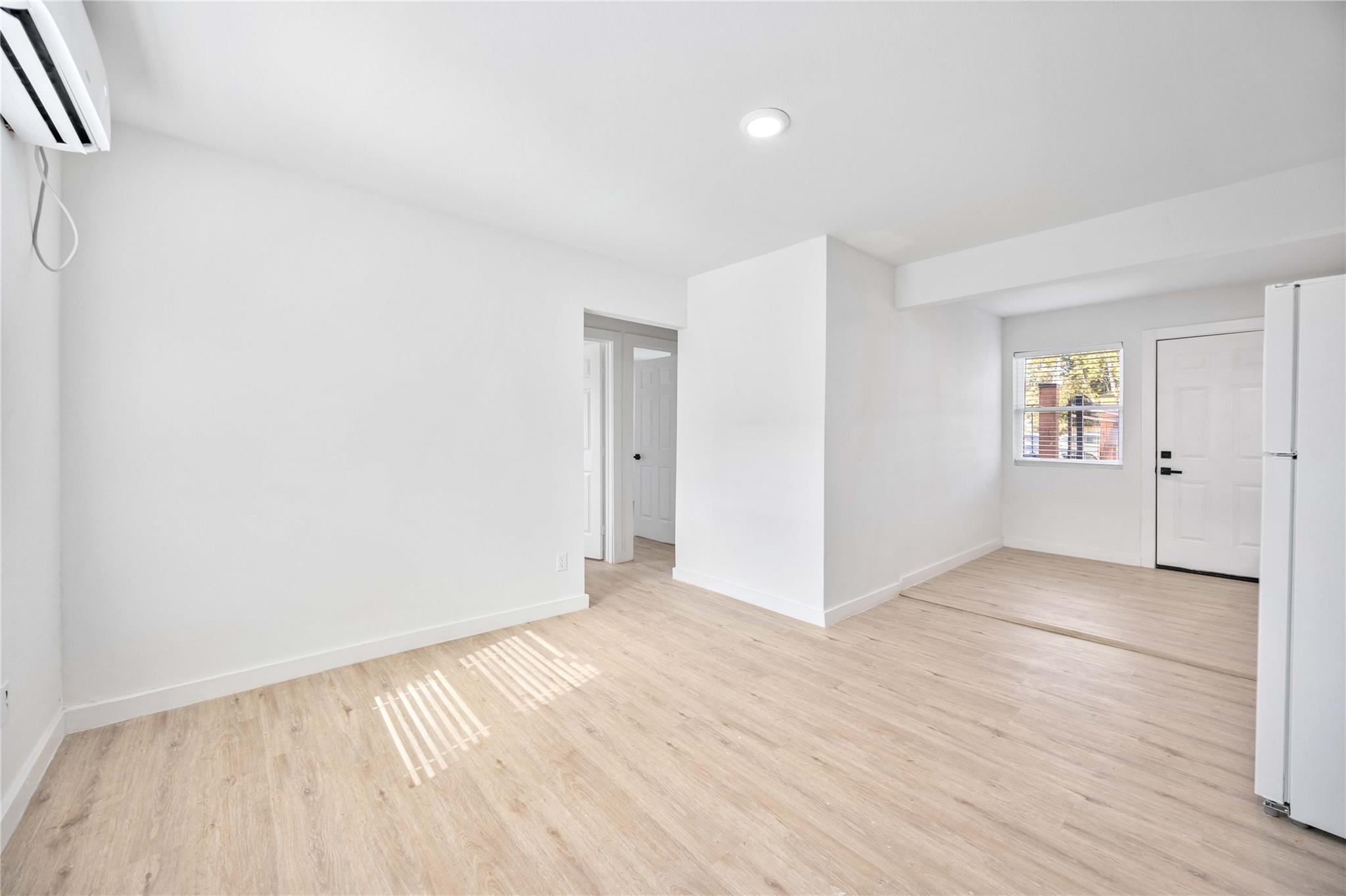 6811 Del Rio Street # 20