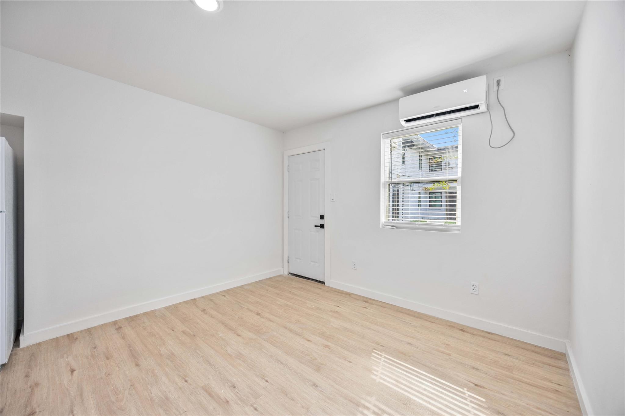 6811 Del Rio Street # 20