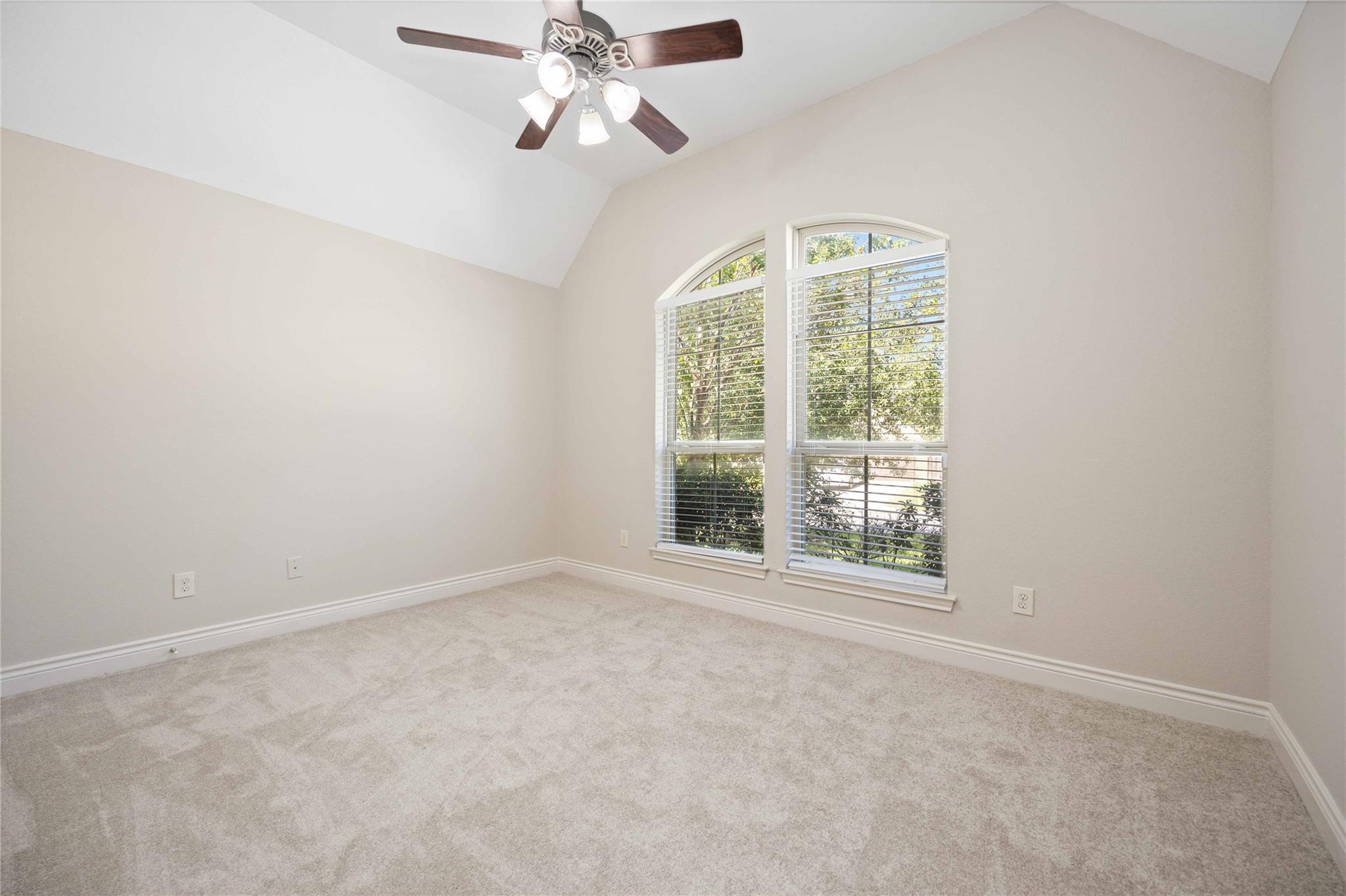 115 Pine Crest Circle