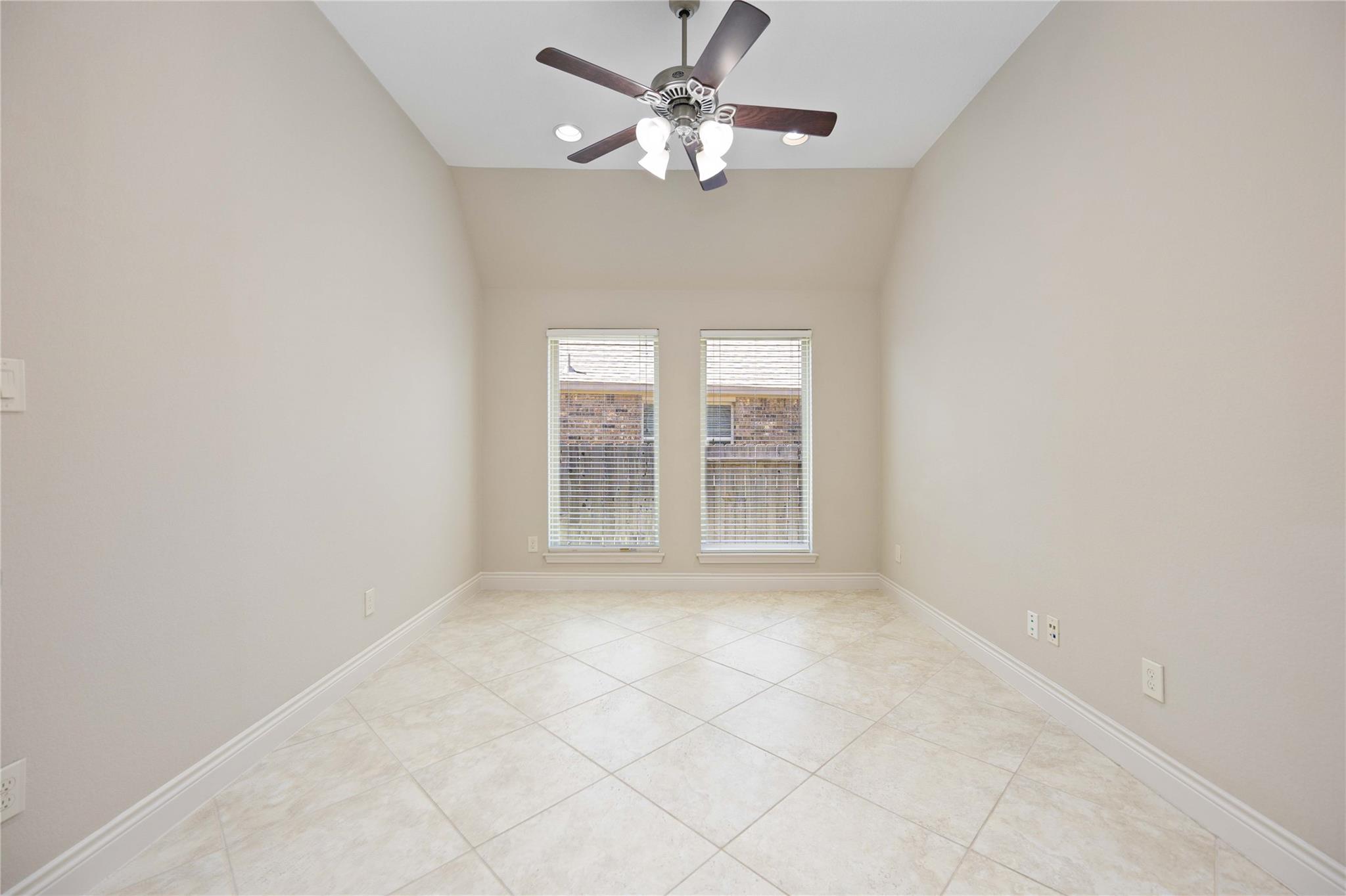 115 Pine Crest Circle