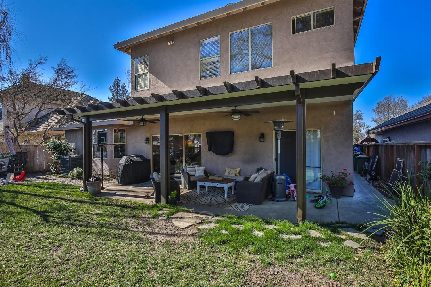 516 Applewood Drive