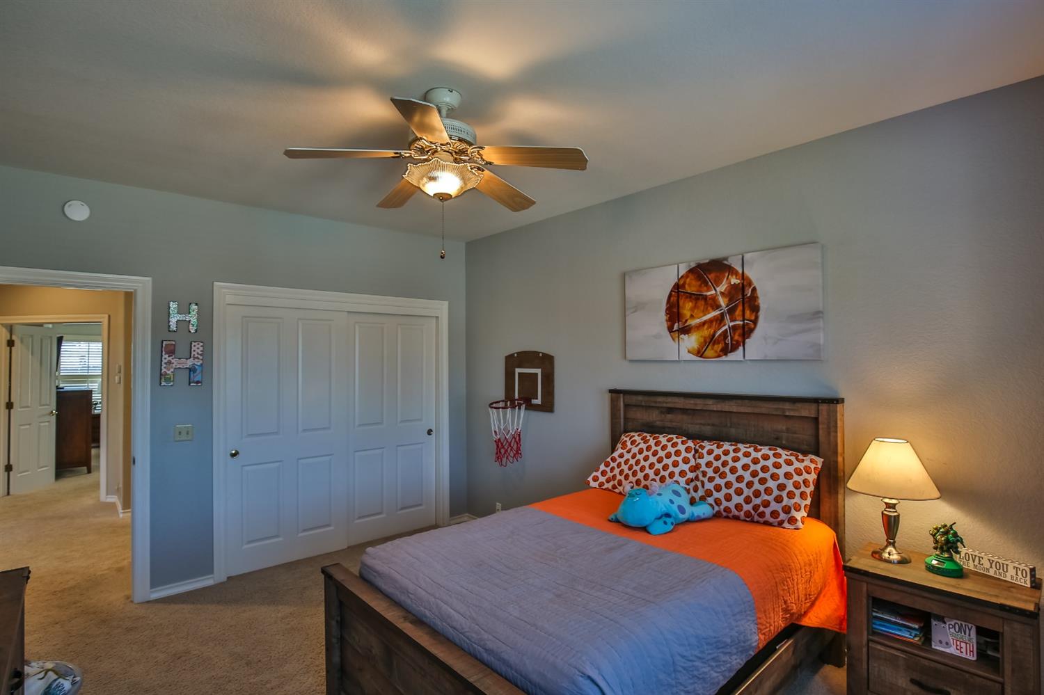 516 Applewood Drive
