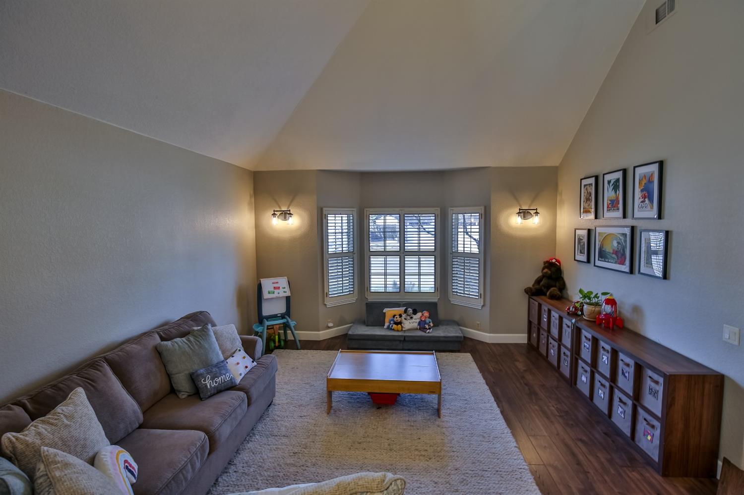 516 Applewood Drive