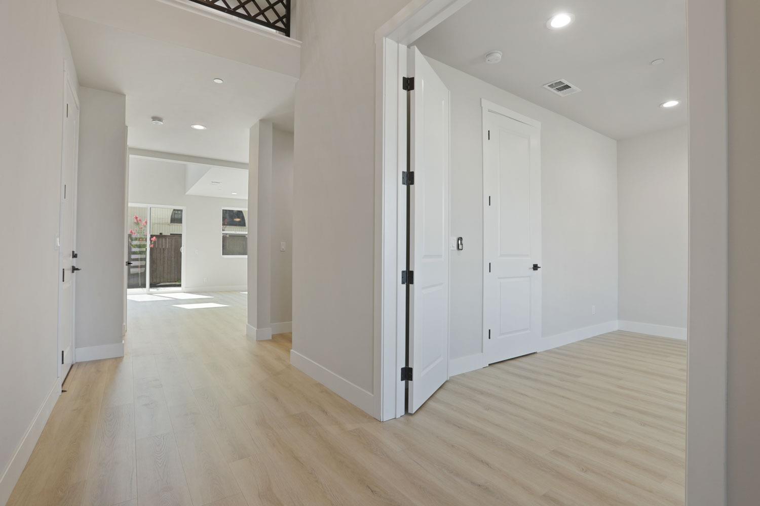 801 Iris Court