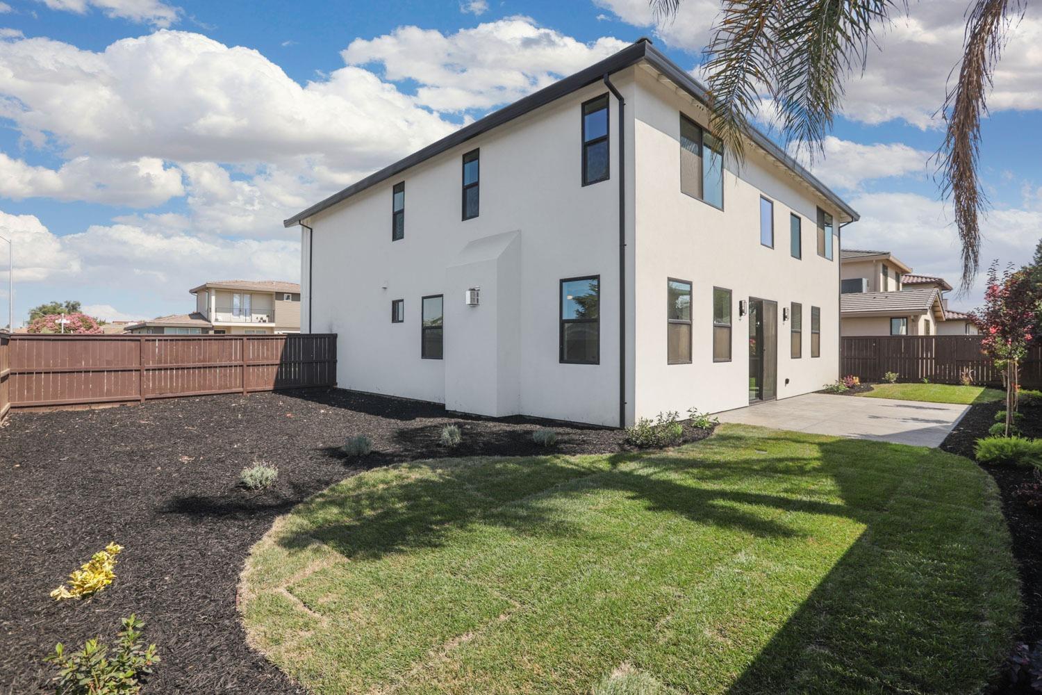 801 Iris Court