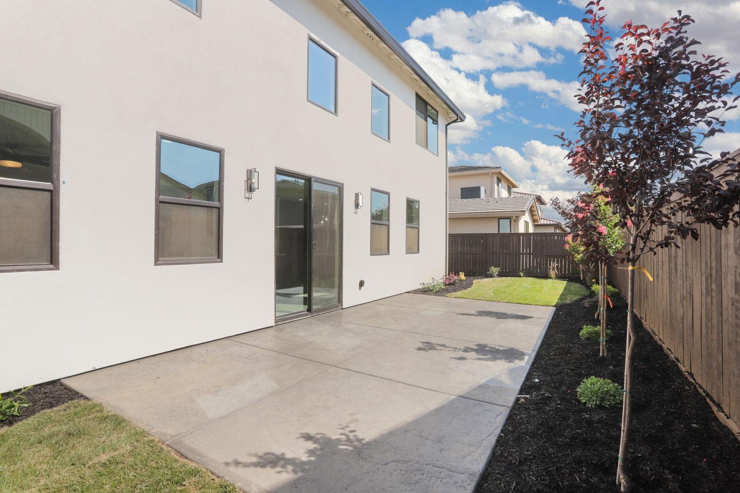 801 Iris Court
