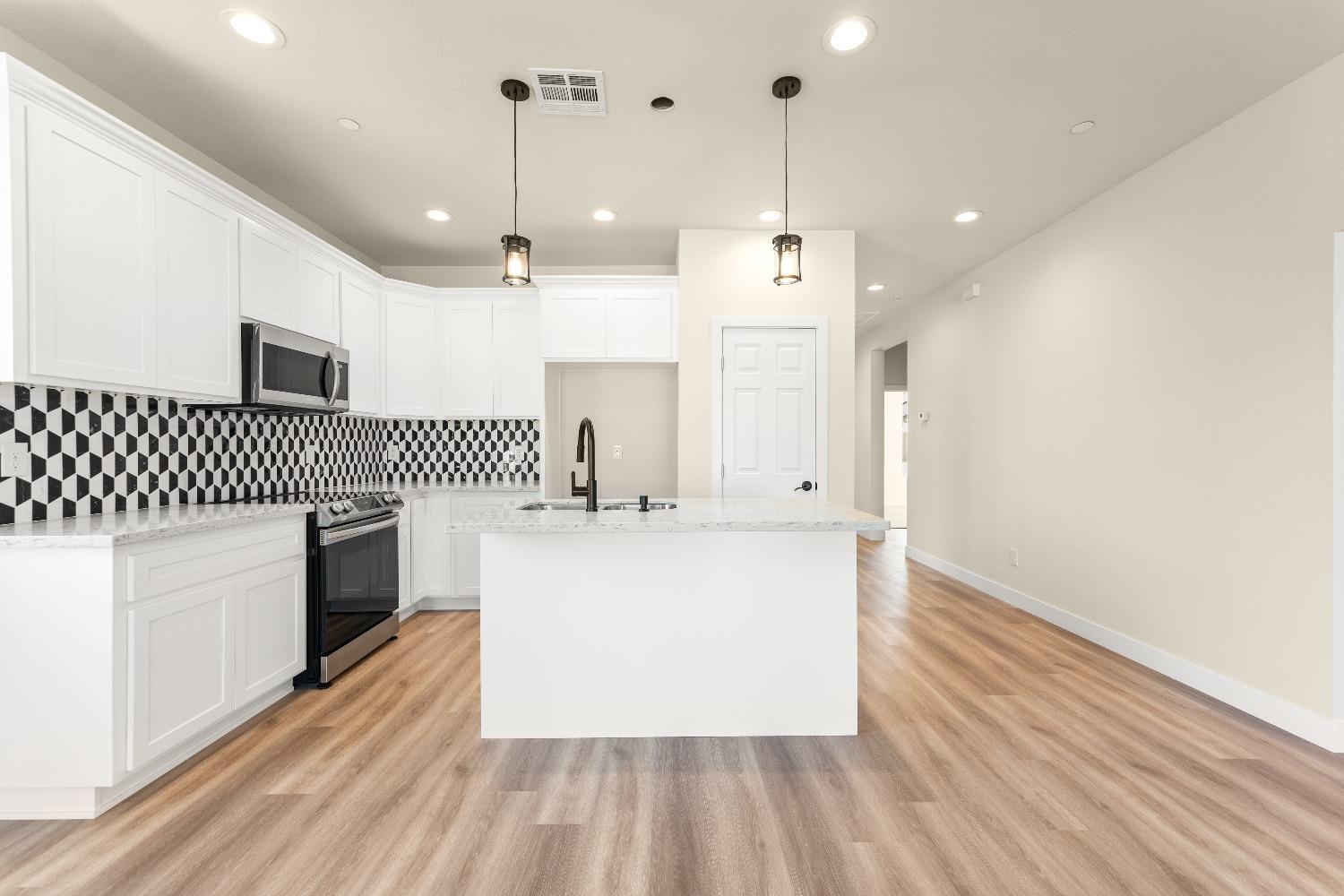 42018 Bessie Dyer Court
