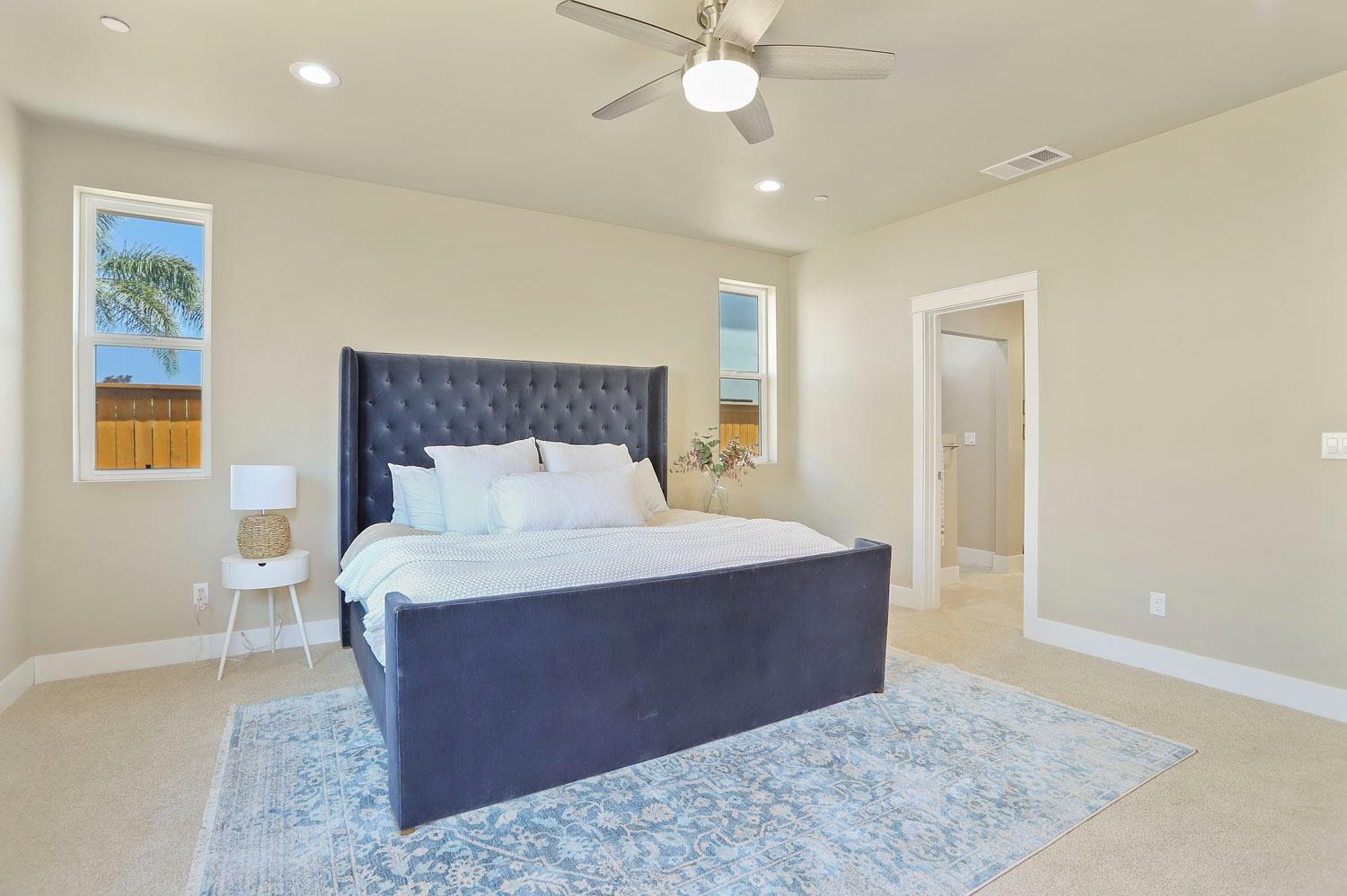 807 Iris Court