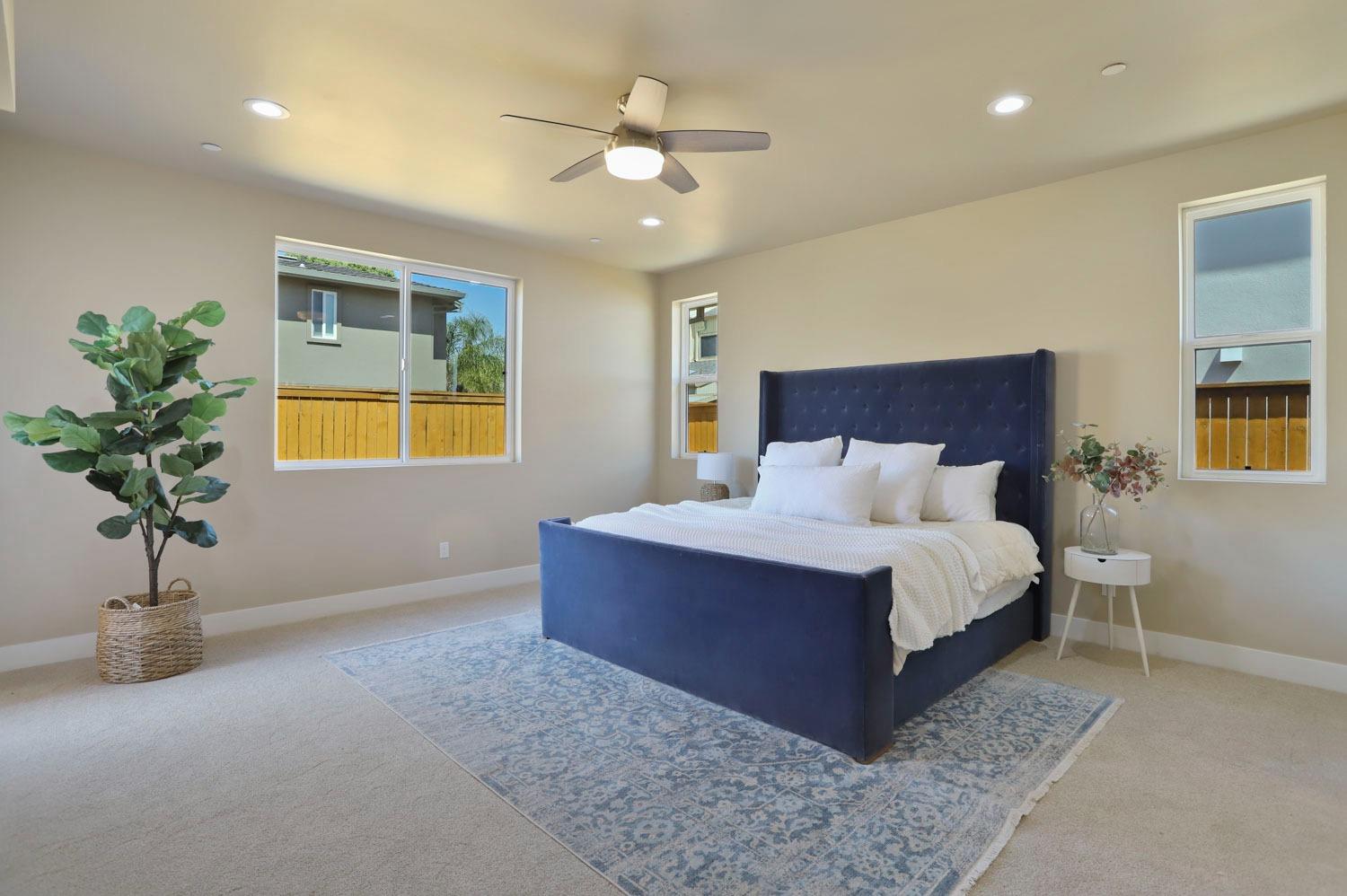807 Iris Court