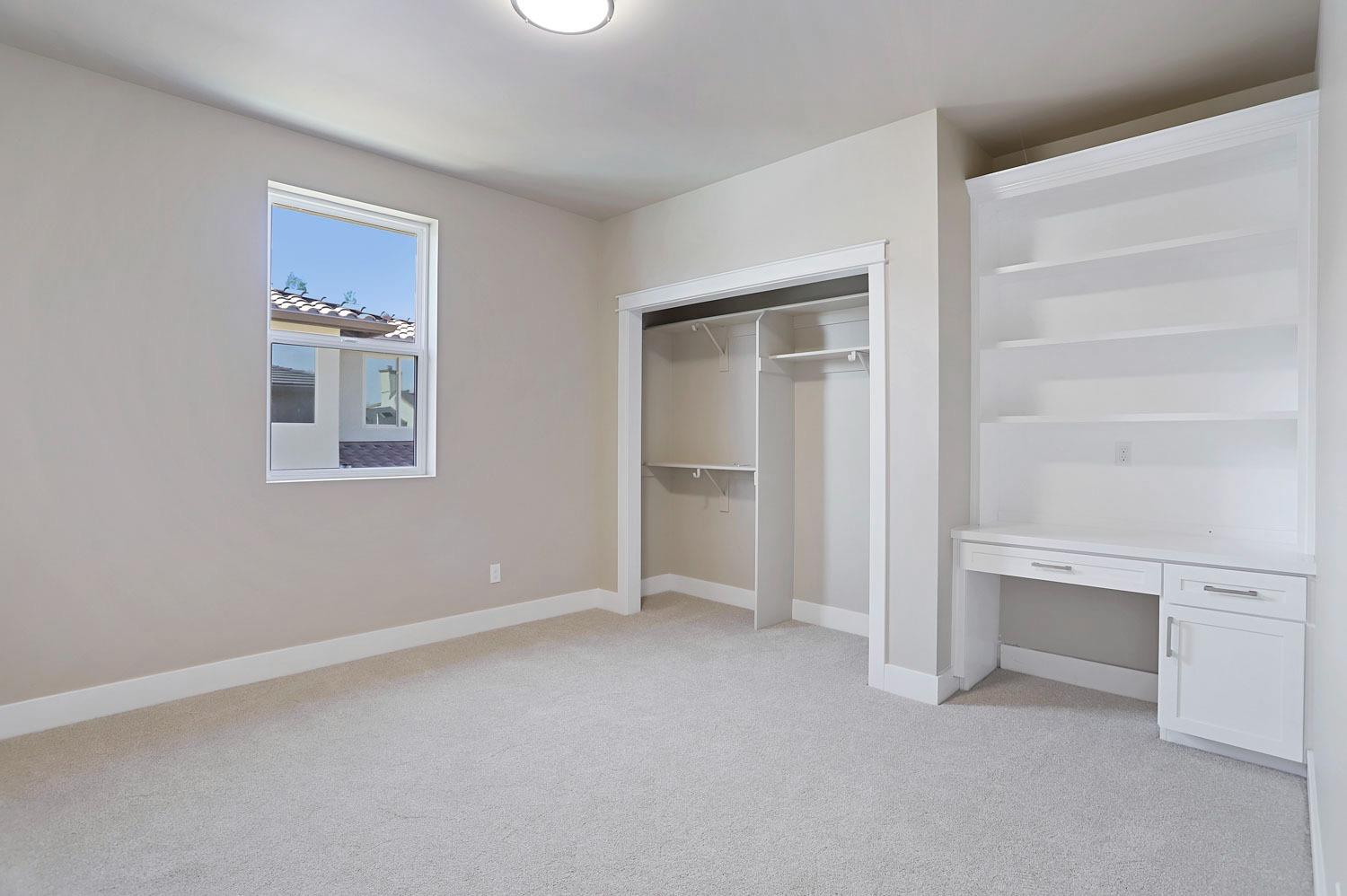 807 Iris Court