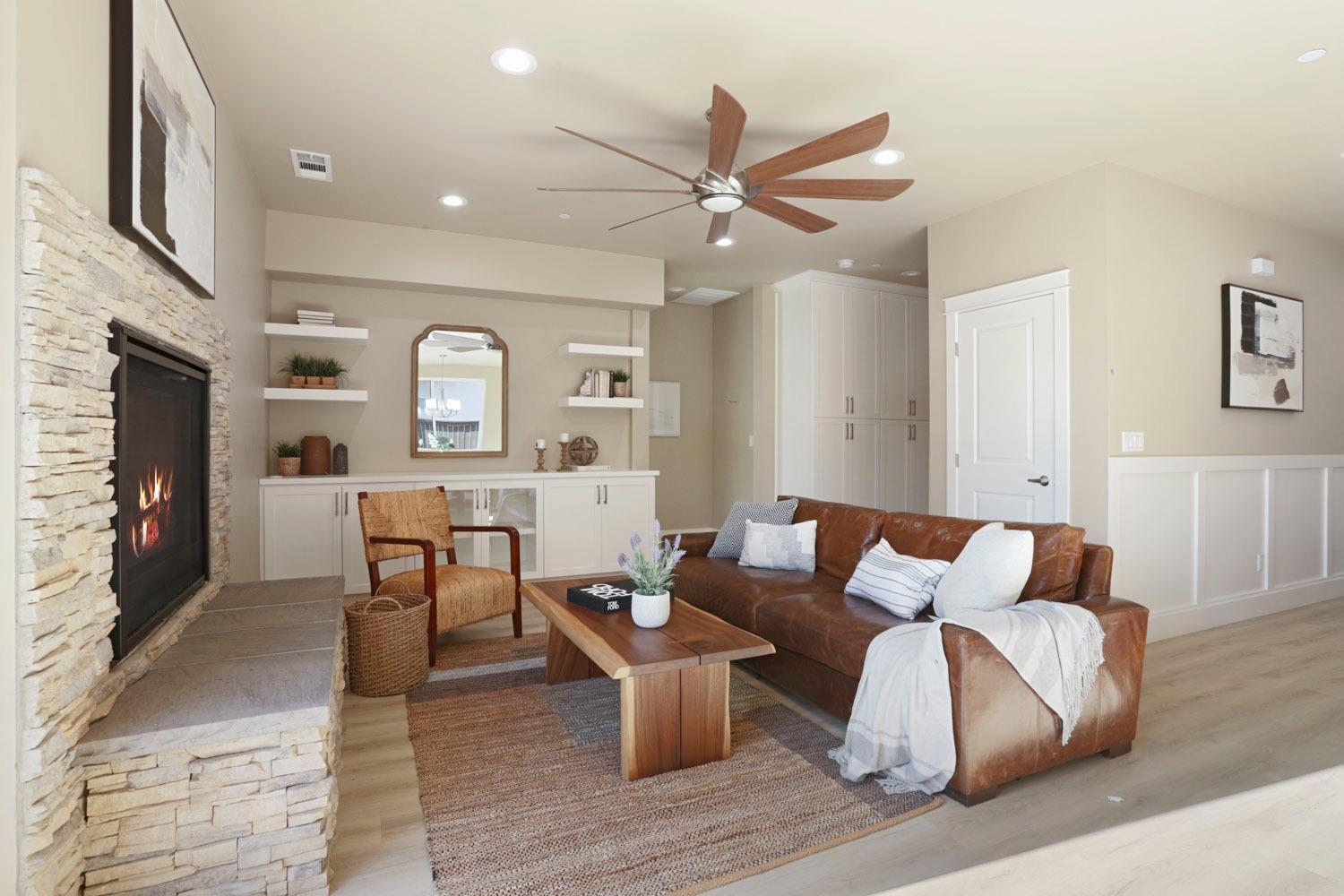807 Iris Court