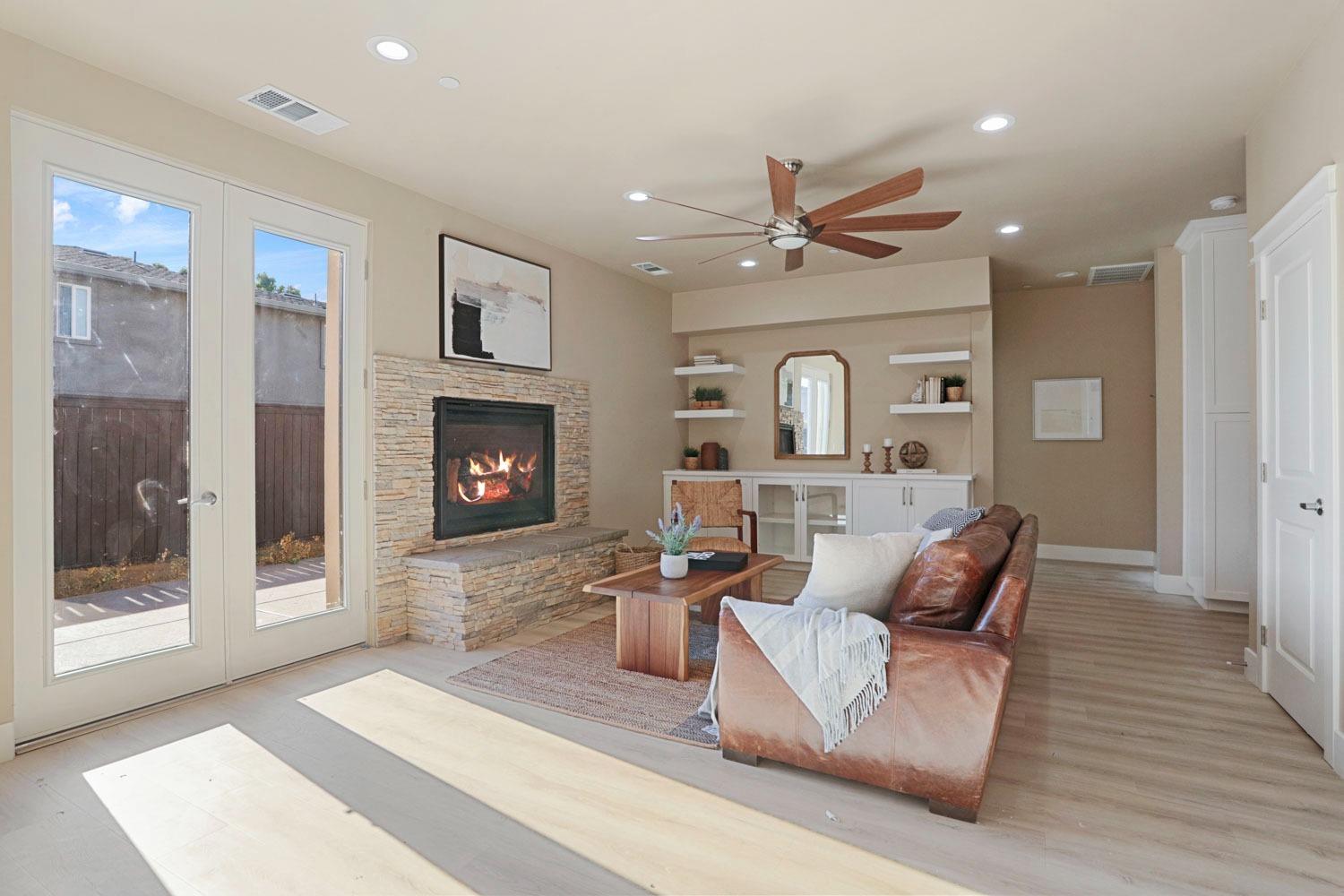 807 Iris Court