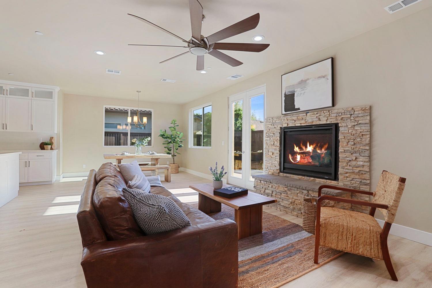 807 Iris Court