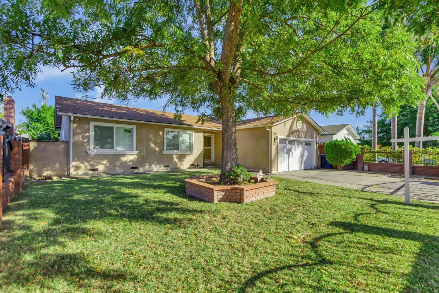 7521 Brownwood Way