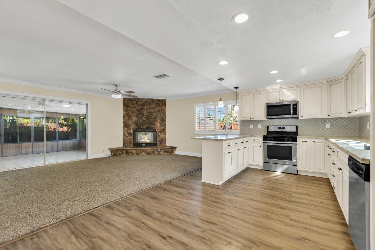 7521 Brownwood Way