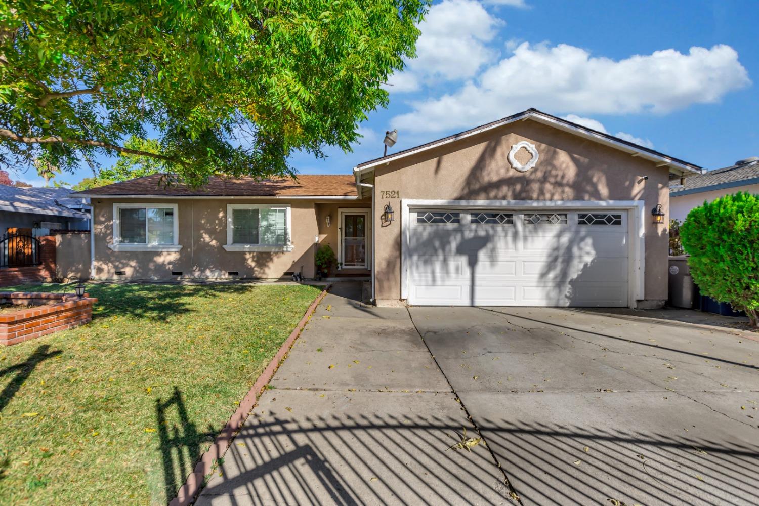 7521 Brownwood Way