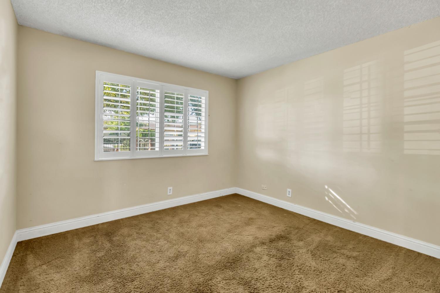 7521 Brownwood Way