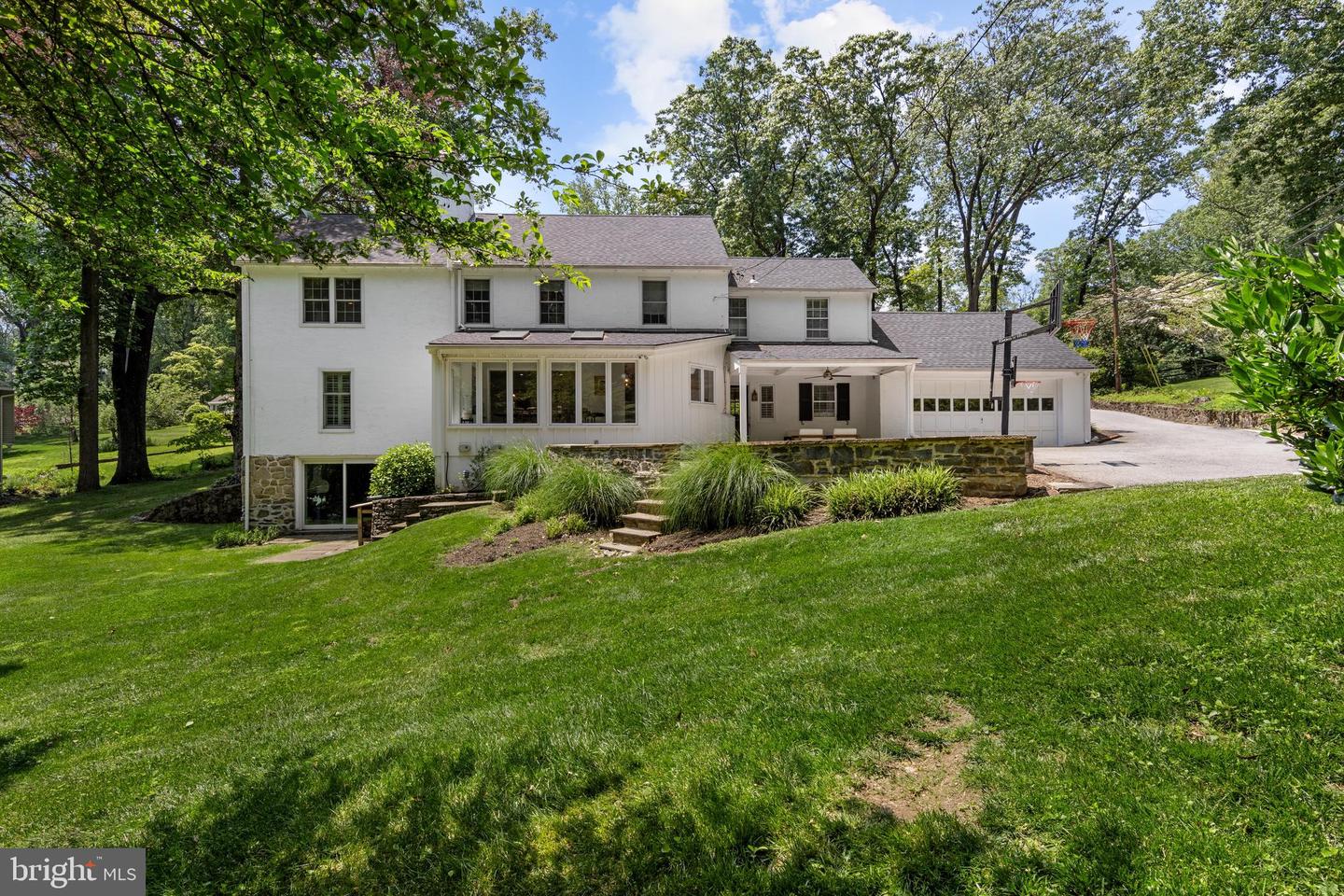 661 Timber Ln