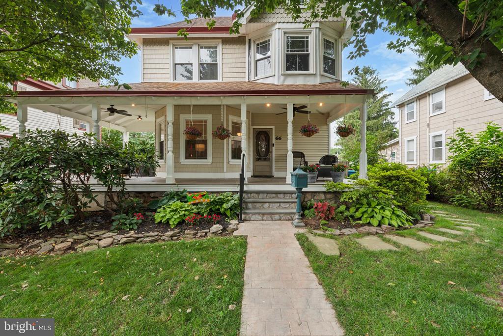 66 Waterloo Ave