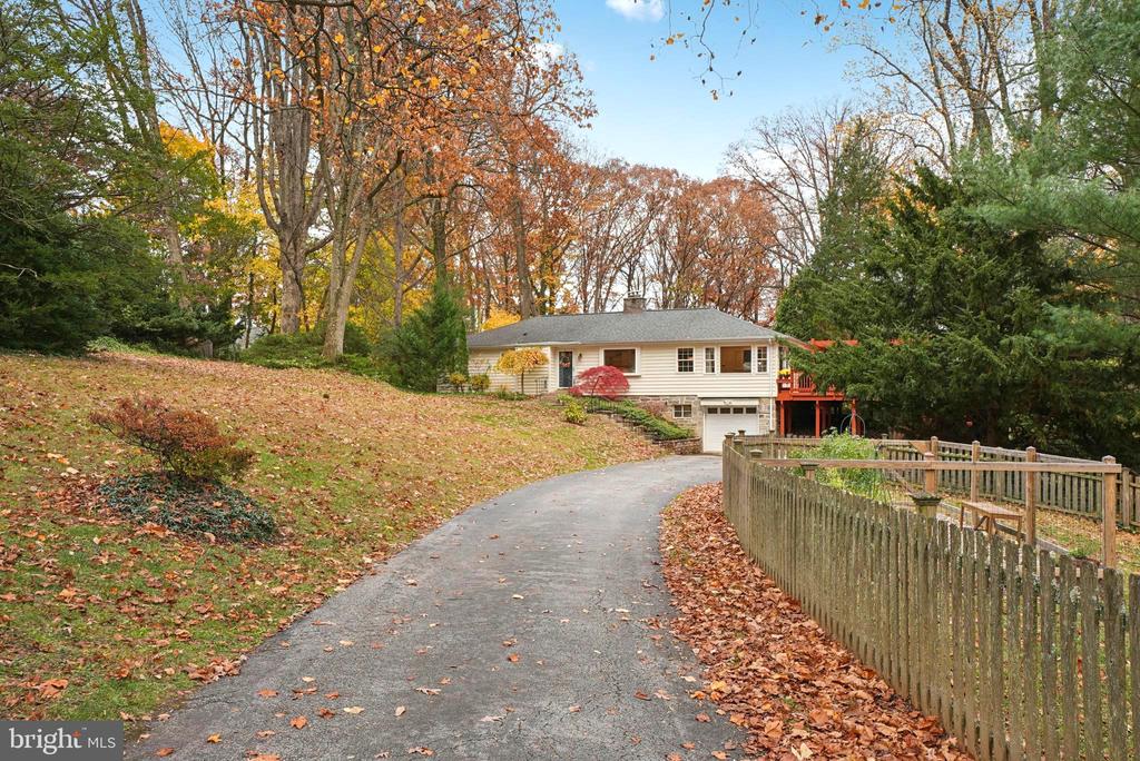 130 DEVONWOOD LANE