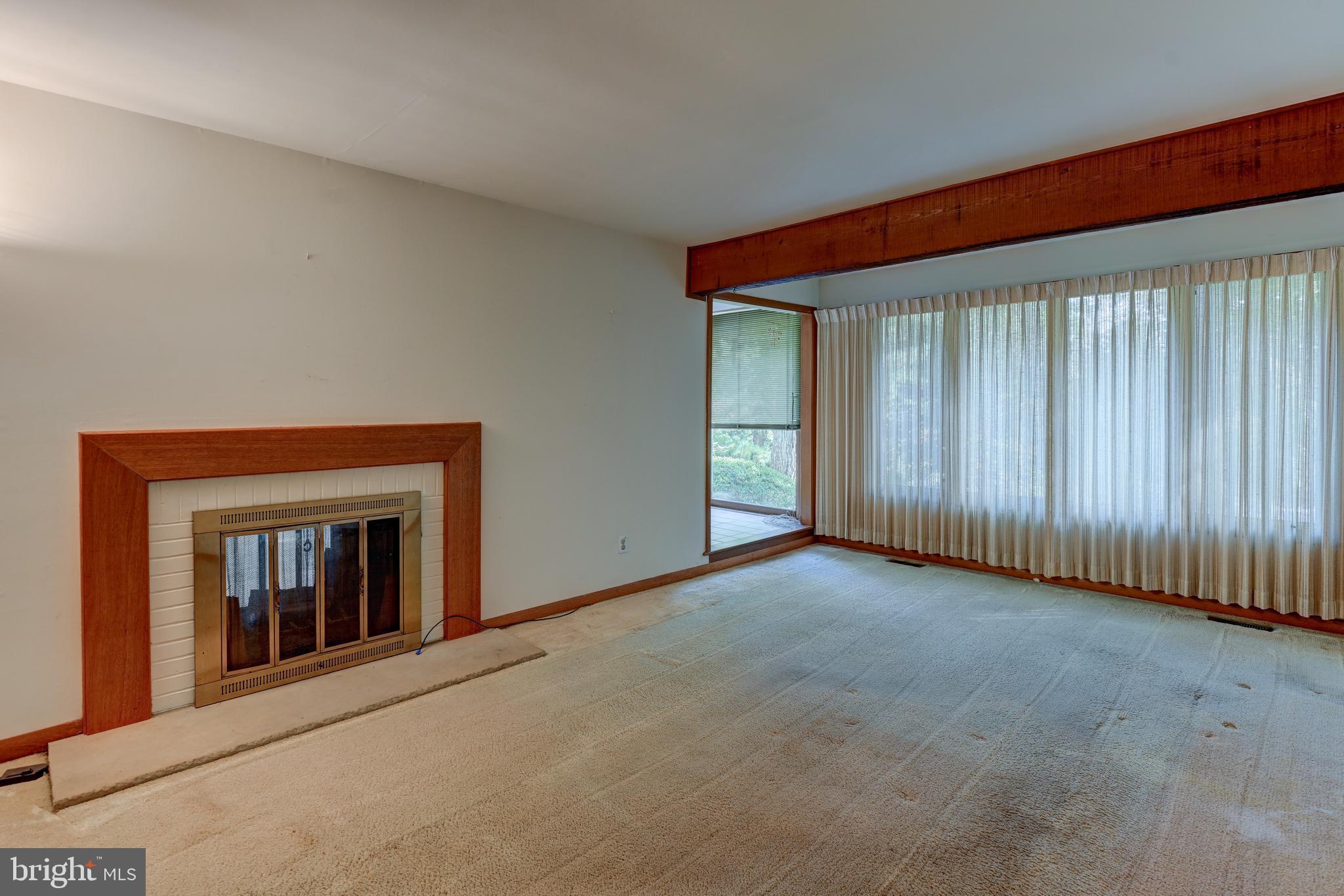 2102 QUAIL RIDGE DRIVE