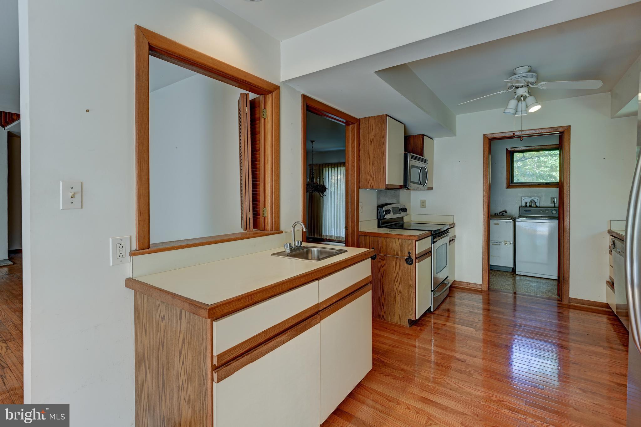 2102 QUAIL RIDGE DRIVE