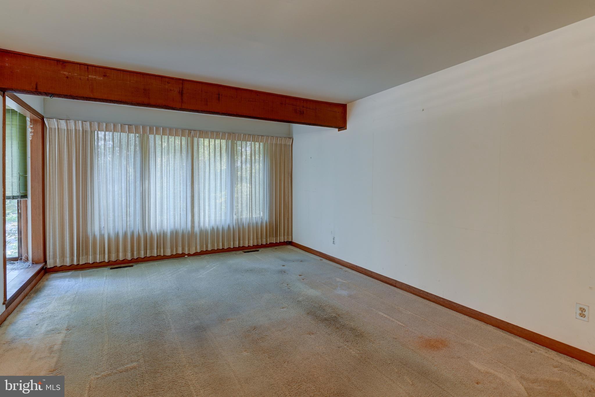 2102 QUAIL RIDGE DRIVE