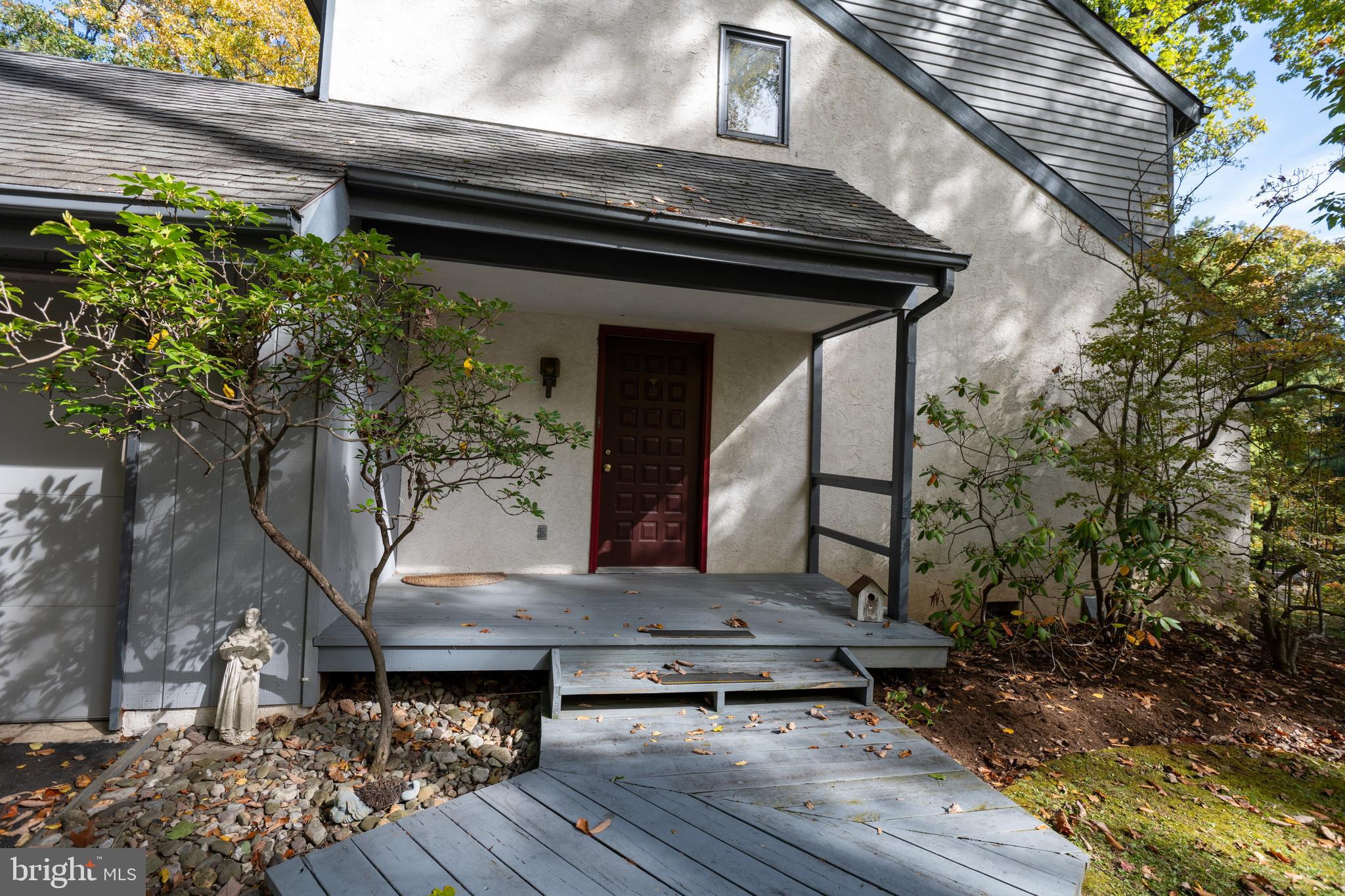 2102 QUAIL RIDGE DRIVE