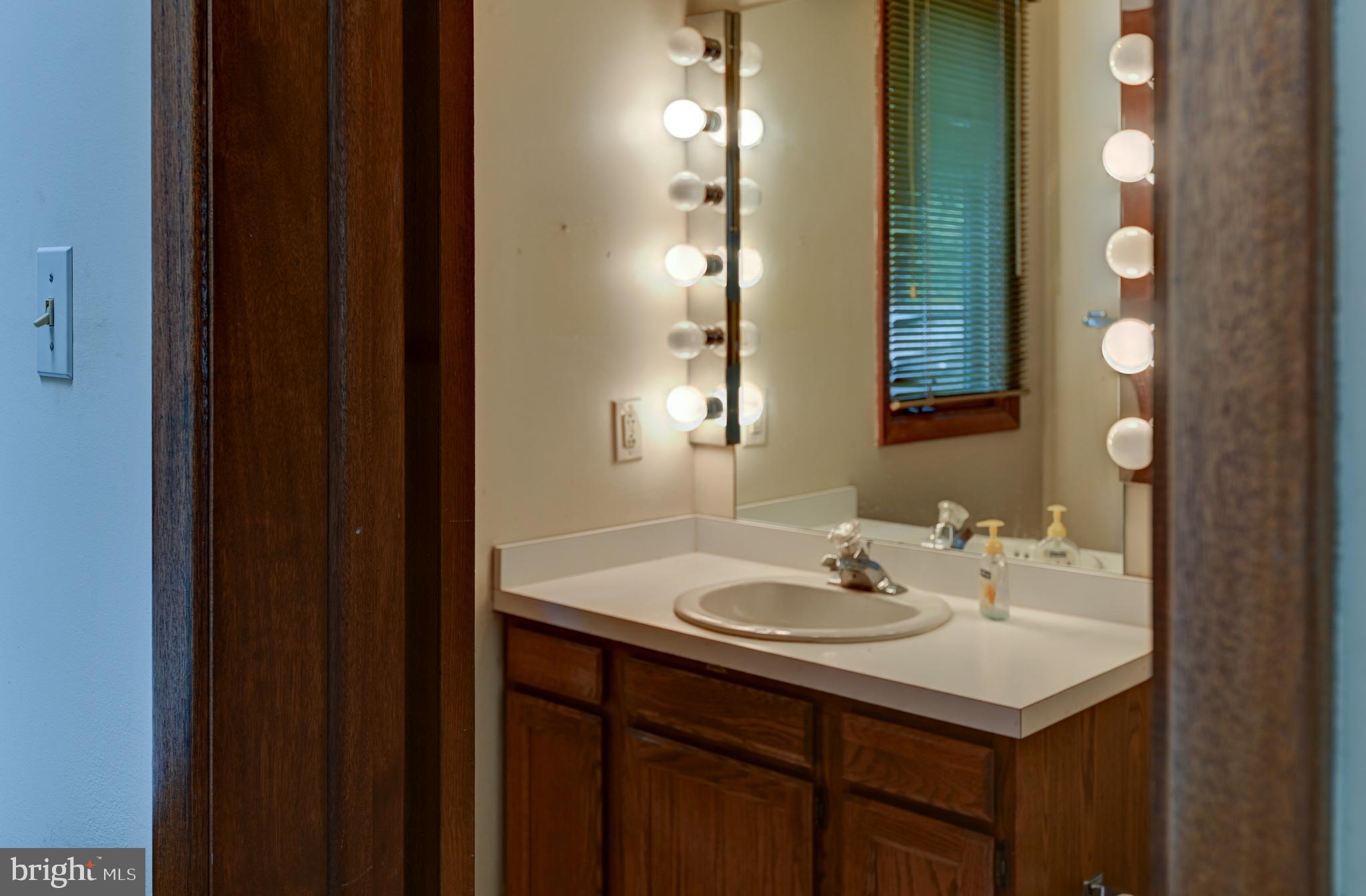 2102 QUAIL RIDGE DRIVE