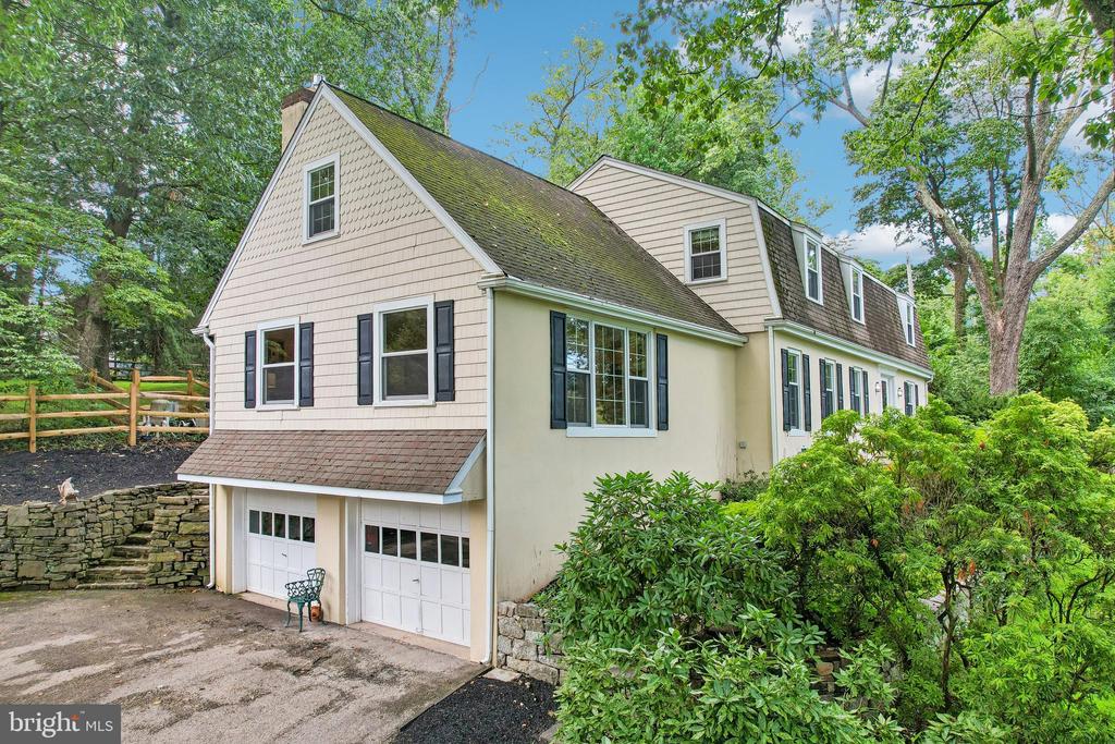 472 TIMBER LANE