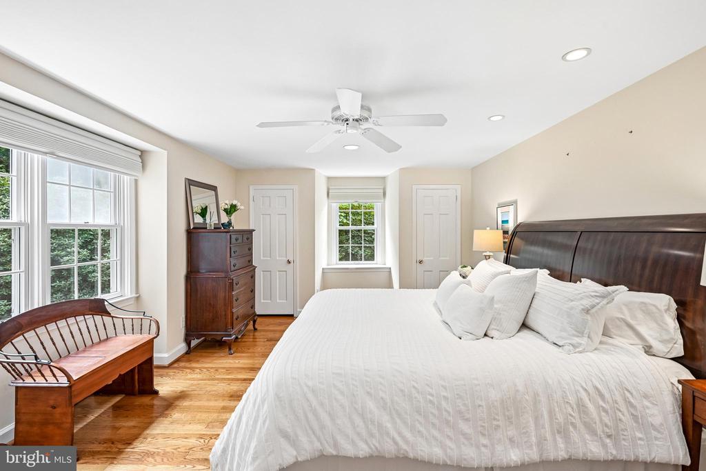 472 TIMBER LANE
