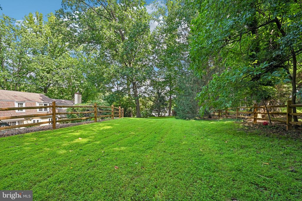 472 TIMBER LANE