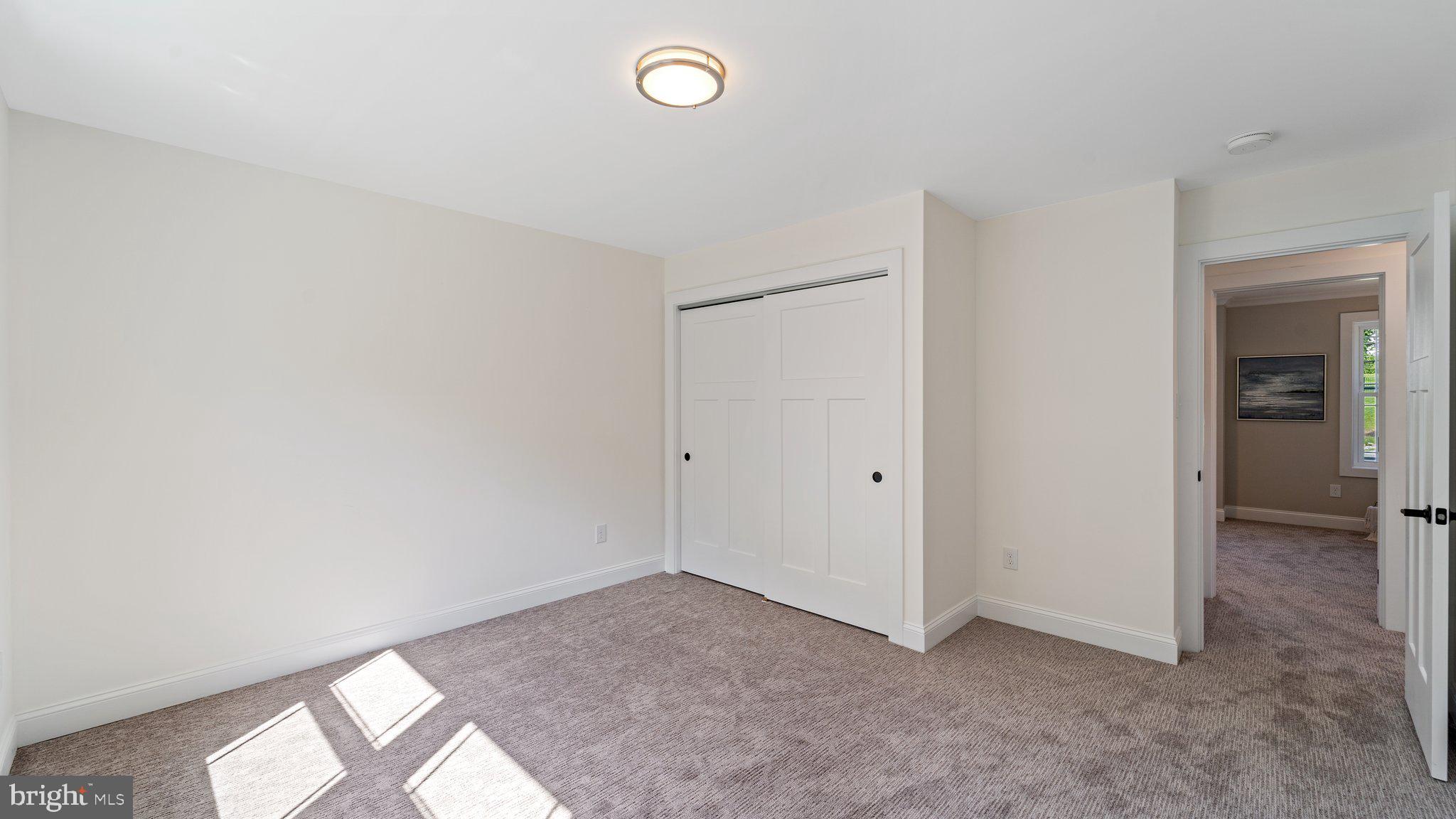 16 W Ridge Rd