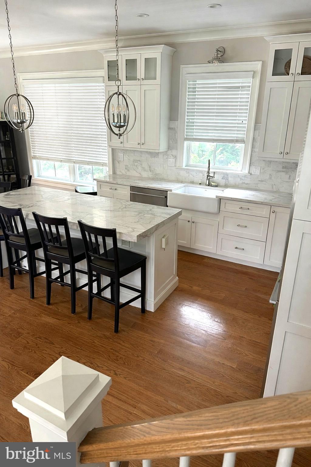 200 W WAYNE AVENUE 5