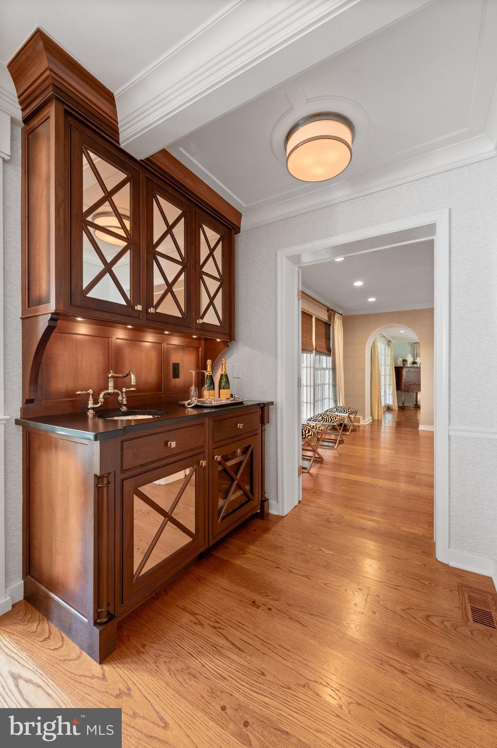 1115 RED ROSE LANE