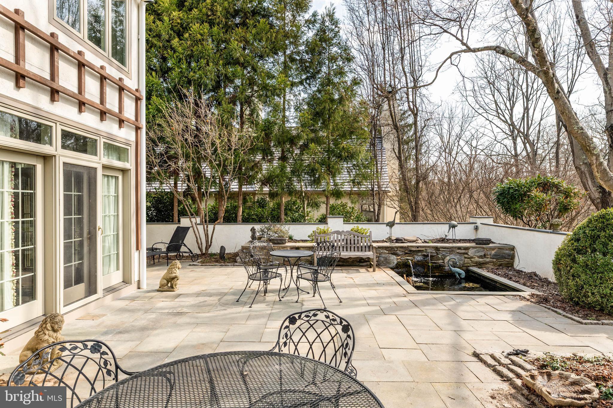 1244 DENBIGH LANE