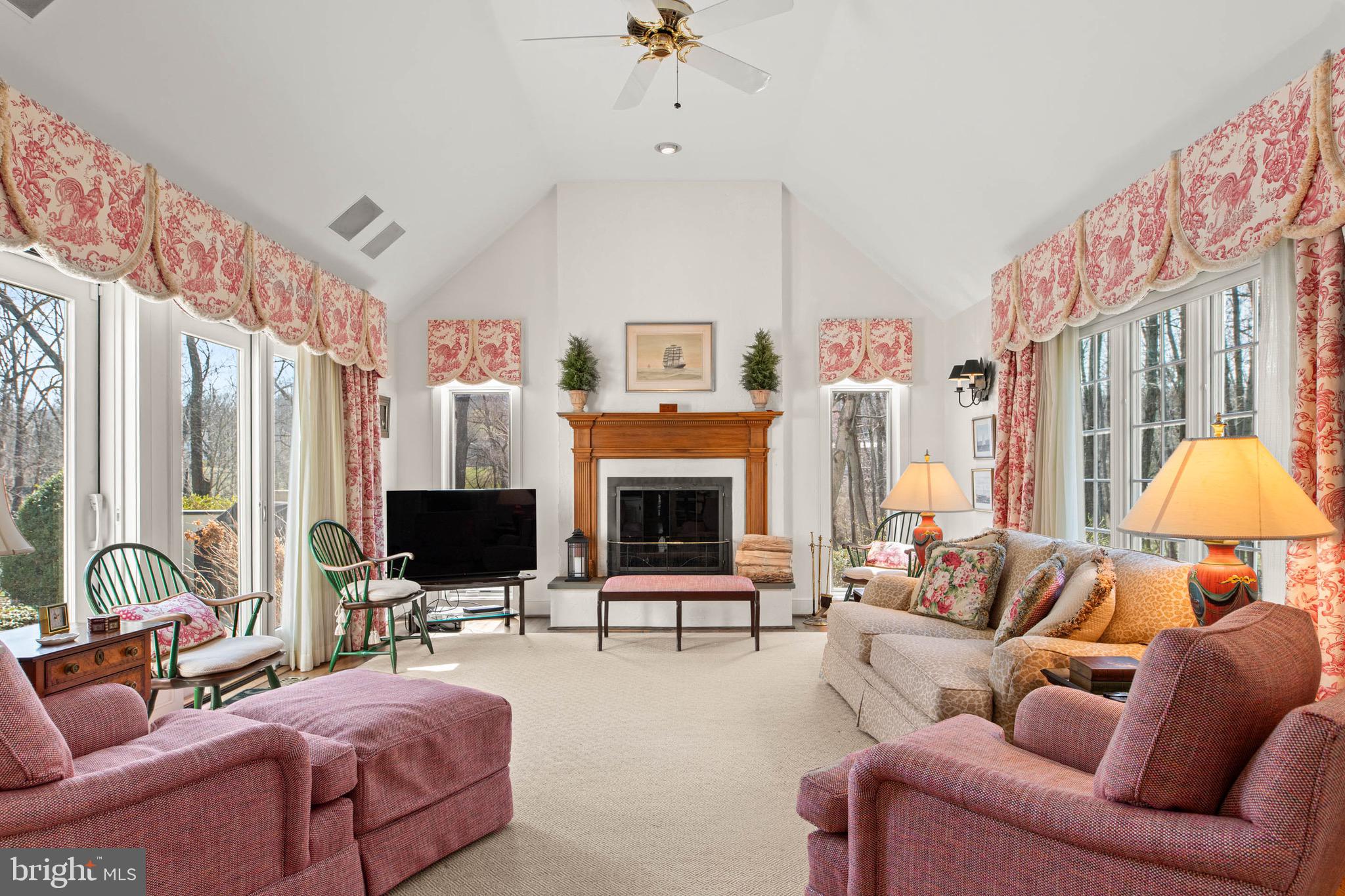 1244 DENBIGH LANE