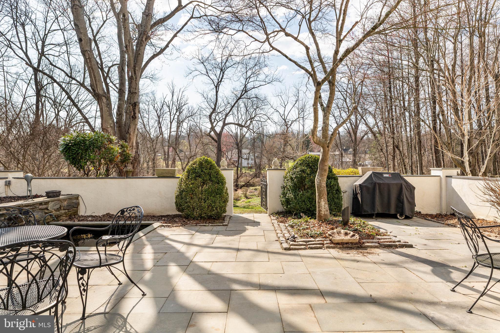 1244 DENBIGH LANE