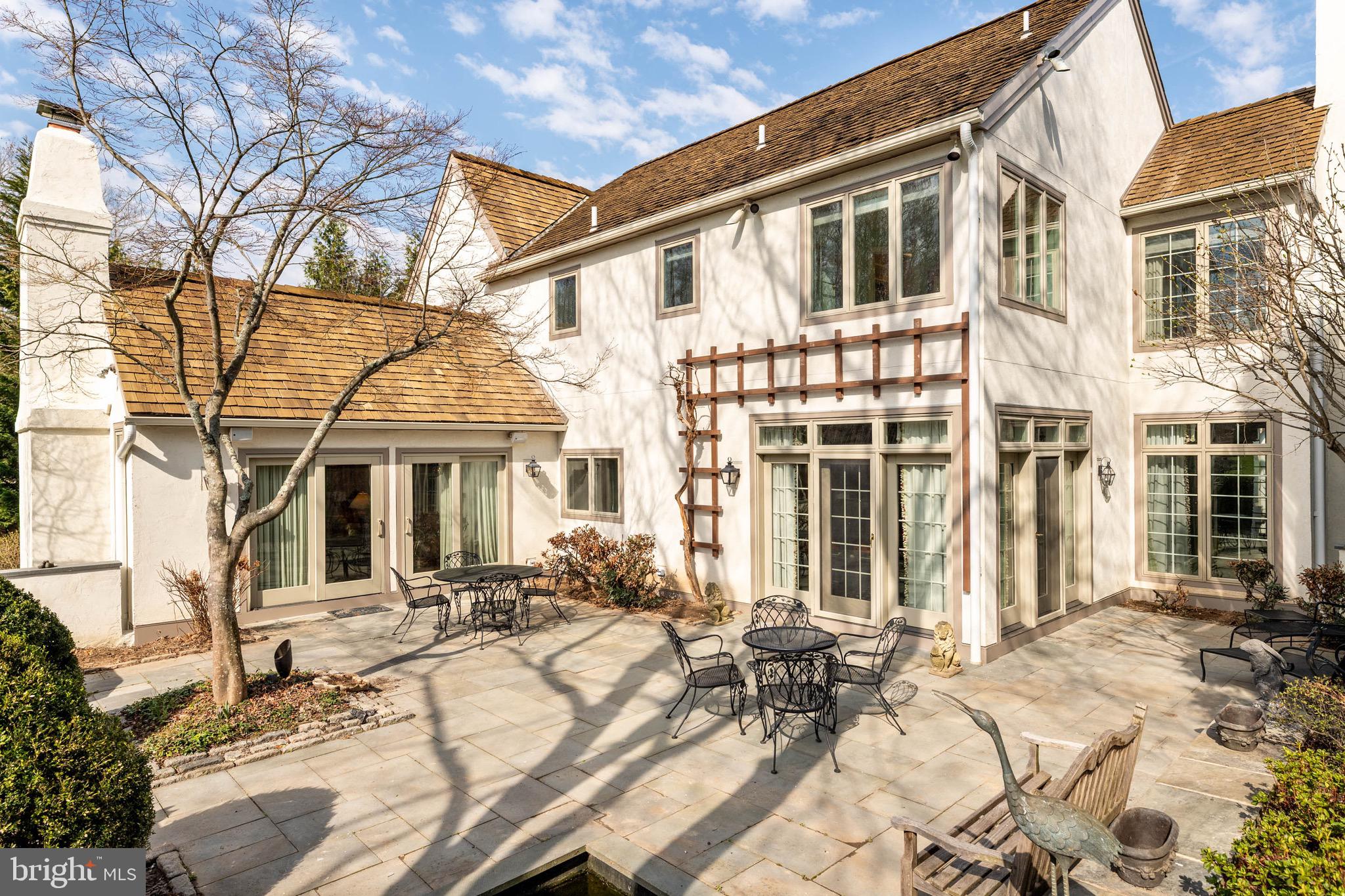 1244 DENBIGH LANE