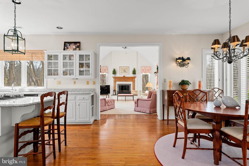 1244 DENBIGH LANE